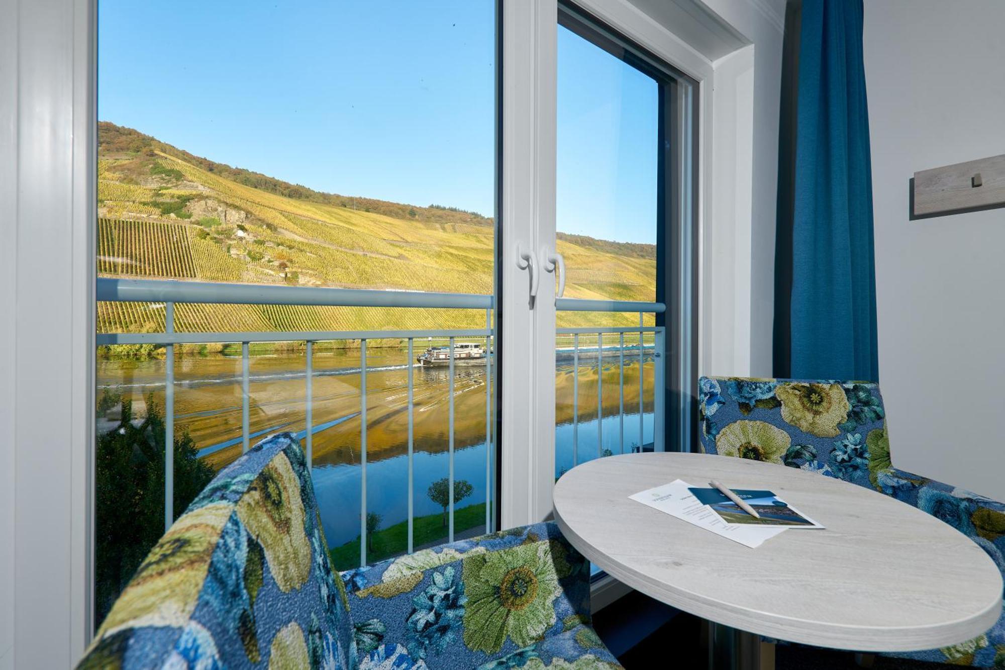 Sonnenuhr Bed & Breakfast Bernkastel-Kues Exterior photo