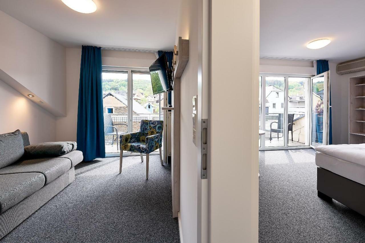 Sonnenuhr Bed & Breakfast Bernkastel-Kues Exterior photo